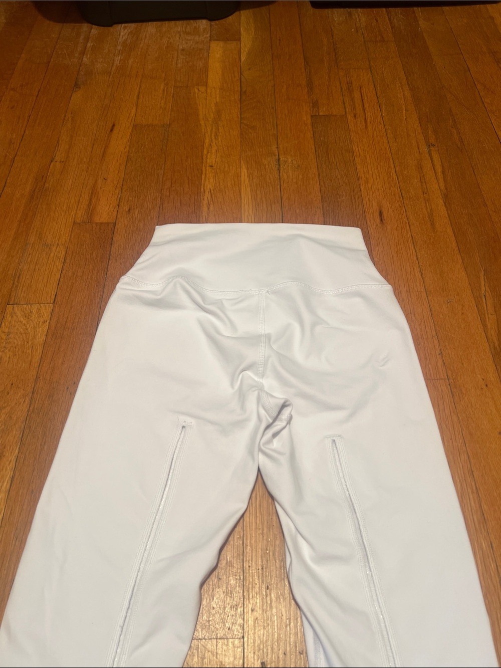Alo Yoga High Waist Dash 7/8th Capri Cropped Tights in White, Women’s size Small - Picture 13 of 16